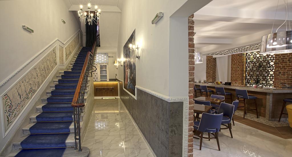 Augustos Hotel Thessaloníki Ngoại thất bức ảnh